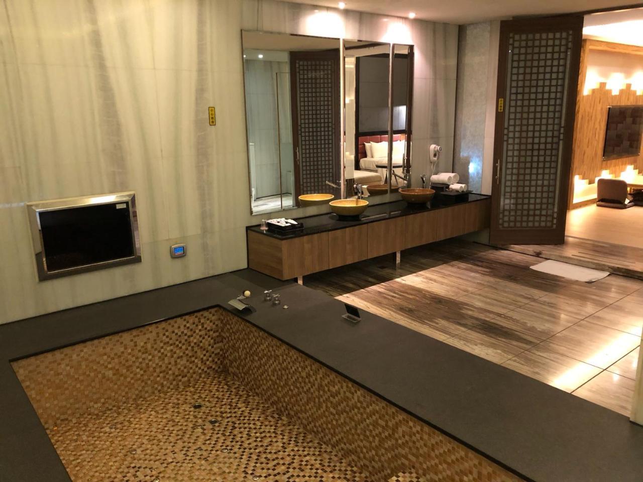 Idee Spa Motel Yangmei Εξωτερικό φωτογραφία